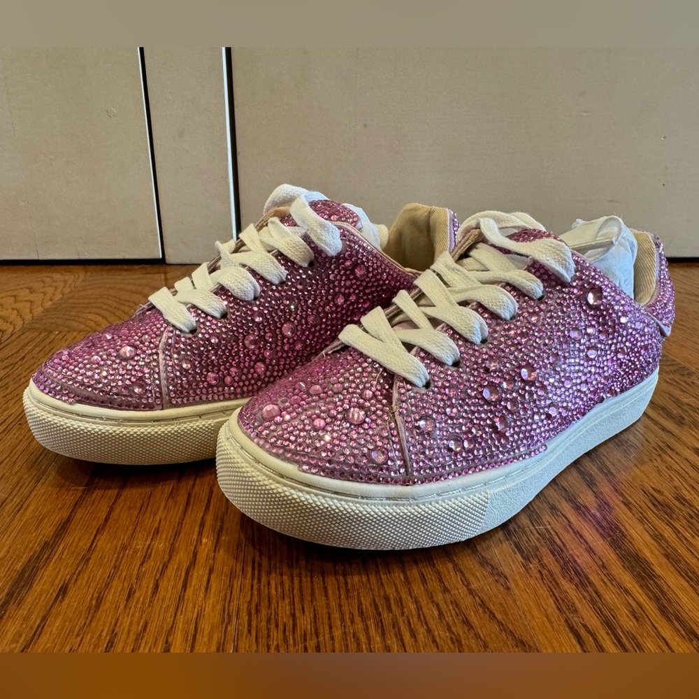 Betsey Johnson Sidny Kid’s sneaker 13